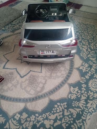 Lexus: Балдар электрокары, Колдонулган — 6