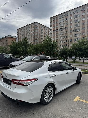 camey 50: Toyota Camry: 2018 г., 2.5 л, Автомат, Бензин — 3