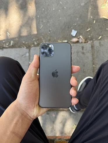 Техника и электроника: IPhone 11 Pro, Б/у, 64 ГБ, Space Gray, Чехол, 100 % — 1