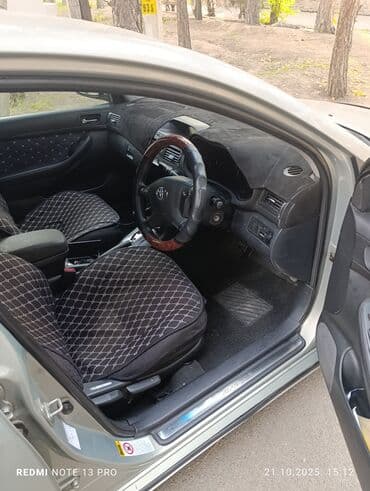 corolla verso: Toyota Avensis: 2003 г., Седан — 3