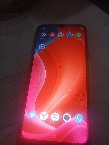 poco m 4: Realme 3, 64 ГБ, цвет - Серый — 1