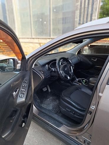 hundai: Hyundai Tucson: 2011 г., 2.4 л, Автомат, Бензин, Кроссовер — 6