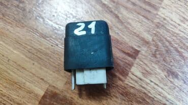 Toyota реле, Тойота реле. Номер реле 1 6 6 5 0 0 - 0 3 7 1. См.Фото