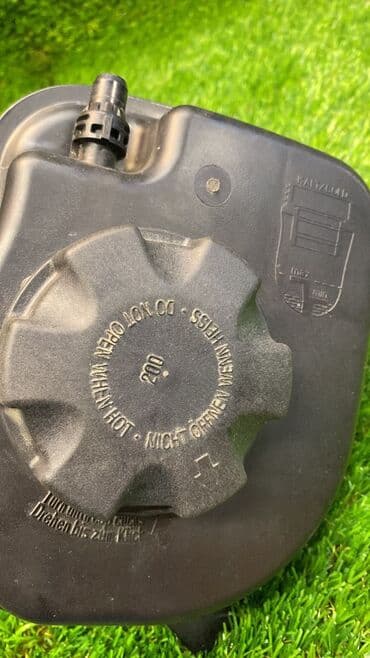 e71: Бачок BMW 2009 г., Б/у, Оригинал, Германия — 3