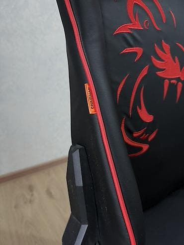 Игровые кресла: Игровое кресло, С колесиками, цвет - Черный, Экокожа — 5