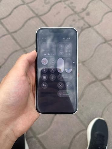 iphone 121: IPhone 13, Б/у, 128 ГБ, Старлайт, 71 % — 7