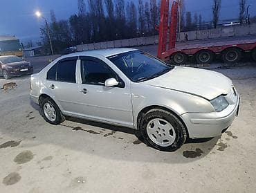 b class: Volkswagen Bora: 1999 г., 2 л, Автомат, Бензин, Седан — 2