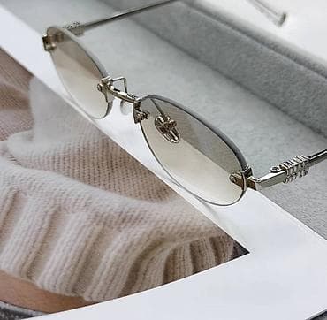 Золотые украшения: Новые шикарные, брендовые очки. Покупала за 2000 сом, отдам за 500 — 1