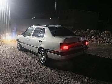 vr6 2 8: Volkswagen Vento: 1993 г., 1.8 л, Механика, Бензин, Седан — 2