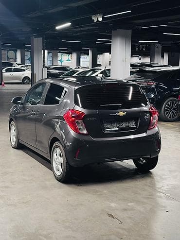 Транспорт: Chevrolet Spark: 2016 г., 1 л, Вариатор, Бензин, Хэтчбэк — 6