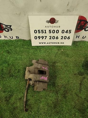 Трубки, патрубки, шланги: Задний правый суппорт Toyota 2005 г., Оригинал — 1