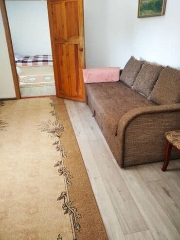 сниму квартиру в микрорайонах: 70 м², 2 комнаты, Забор, огорожен, Подвал, погреб — 5