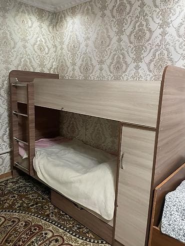 sofa bed: Двухъярусная детская кровать с встроенным шкафом и выдвижным ящиком + — 2