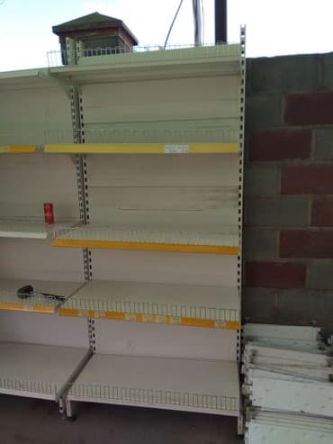 Продаю полки металические