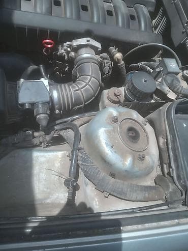 полик bmw: BMW 5 series: 1991 г., Механика, Седан — 6