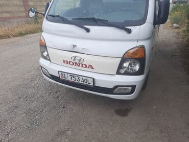 Ковролин: Жеңил жүк ташуучу унаа, Hyundai, Стандарт, 3 т, Колдонулган — 8