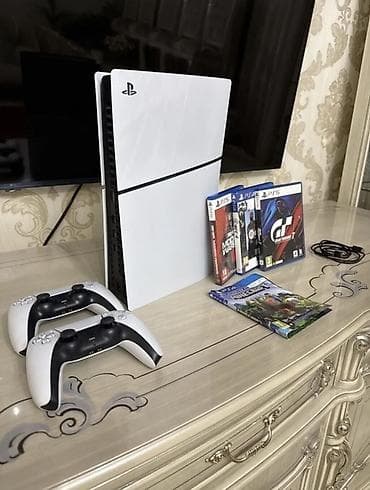 PS5 (Sony PlayStation 5): Аренда 1200сом два джойстика игры с телевизором и без телевизора 1200 — 1