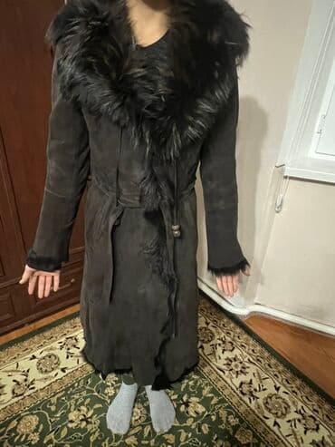 дешево дубленка: Женская длинная натуральная дубленка с меховой отделкой — 3