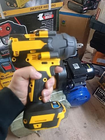 Генераторлор: Аккумуляторный ударный гайковерт (бесщеточный) Комплектация: - — 4