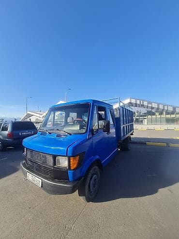 volkswagen t2: Легкий грузовик, Mercedes-Benz, Стандарт, 3 т — 4