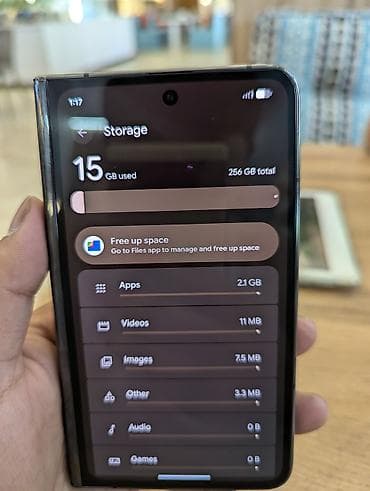 pixel 4a: Google Pixel Fold, Б/у, 256 ГБ, цвет - Черный, 1 SIM, eSIM — 7