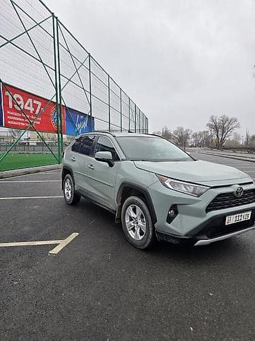 Toyota RAV4: 2020 г., Автомат, Бензин, Кроссовер