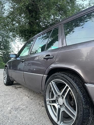 mercedes e13: Mercedes-Benz W124: 1992 г., 2.2 л, Механика, Бензин, Универсал — 3