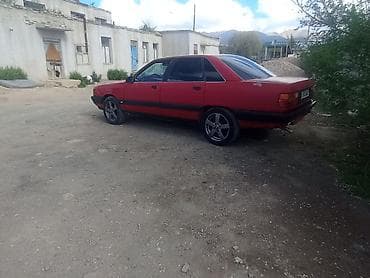 домик на колесах: Audi 100: 1990 г., 1.8 л, Механика, Бензин, Седан — 2