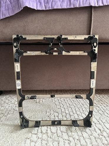 дерево на панель: Центральная консоль Mercedes-Benz 2000 г., Оригинал — 3