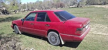 тюнинг салона: Mercedes-Benz W124: 1992 г., Автомат, Седан — 2