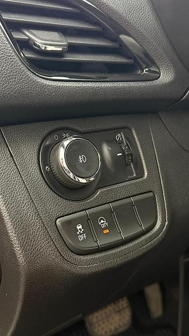 shevrolet camaro: Chevrolet Spark: 2016 г., 1 л, Автомат, Бензин, Хэтчбэк — 5