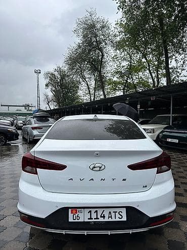 Hyundai Avante: 2018 г., 1.6 л, Автомат, Бензин, Седан