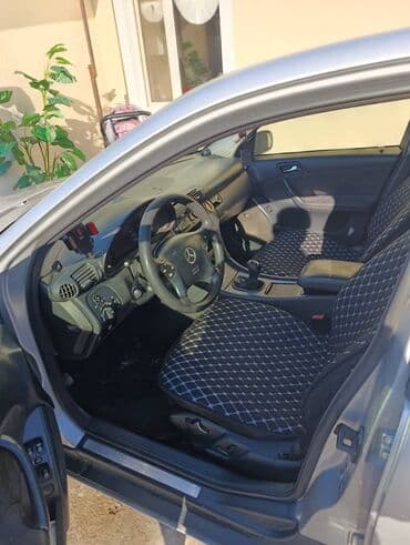 крыло на w210: Mercedes-Benz C-Class: 2001 г., 2 л, Механика, Газ, Седан — 1