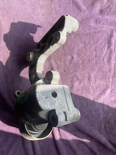 crown: Натяжитель Toyota 2006 г., Б/у, Оригинал, Япония — 2