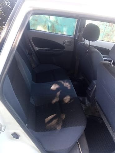 водный катер: Nissan Wingroad: 2004 г., 1.8 л, Автомат, Бензин, Универсал — 4
