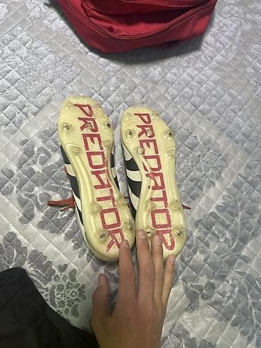 Велосипеддер: Футбольные бутсы Adidas Predator (FG) - Серия: Predator (надпись — 3