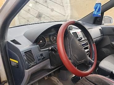 matrix toyota: Hyundai Matrix: 2003 г., 1.3 л, Механика, Бензин, Универсал — 7
