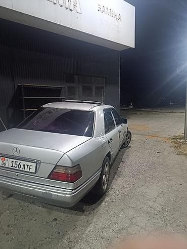 Продажа авто: Mercedes-Benz W124: 1994 г., 2.2 л, Автомат, Бензин, Седан — 5
