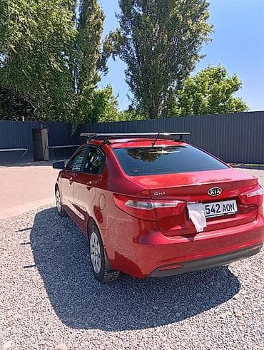 кызыл кия кыз: Kia Rio: 2012 г., 1.6 л, Кол менен иштөөчү, Бензин, Седан — 5