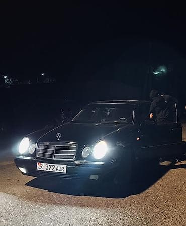 start line champion: Mercedes-Benz E-Class: 1999 г., 4.3 л, Автомат, Газ, Седан — 5