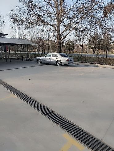 Продажа авто: Mercedes-Benz W124: 1994 г., 2.8 л, Автомат, Бензин, Седан — 8