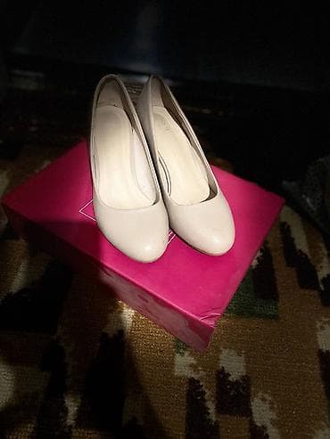 nike dunk low: Надевала 1раз
Состояние 10/10
Токмок — 1