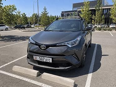 Toyota C-HR: 2018 г., 2 л, Вариатор, Бензин, Кроссовер