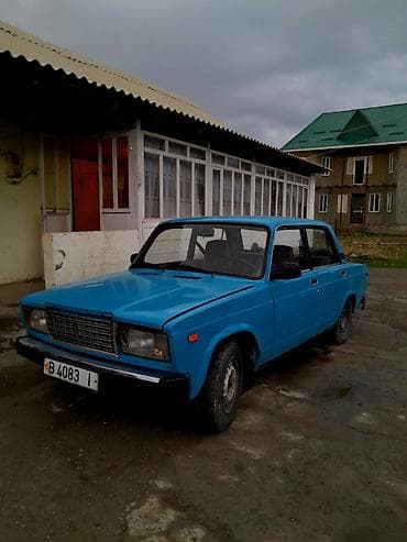 ВАЗ (ЛАДА) 2107: 1984 г., 1.5 л, Ручные, Бензин, Седан