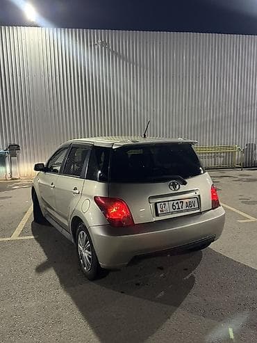 platz vitz: Toyota Ist: 2003 г., 1.3 л, Автомат, Бензин, Хэтчбэк — 4