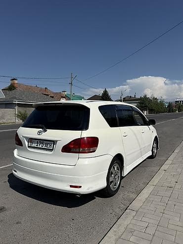 spark 2012: Toyota Ipsum: 2003 г., 2.4 л, Автомат, Бензин, Минивэн — 4