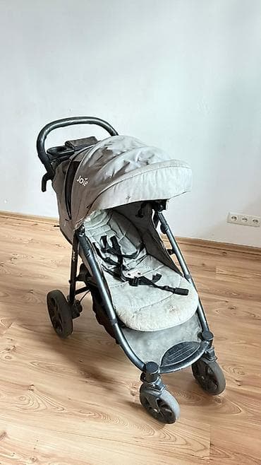 chicco goody: Прогуляемся коляска Joie (серый цвет) - Просторное сиденье с мягким — 1