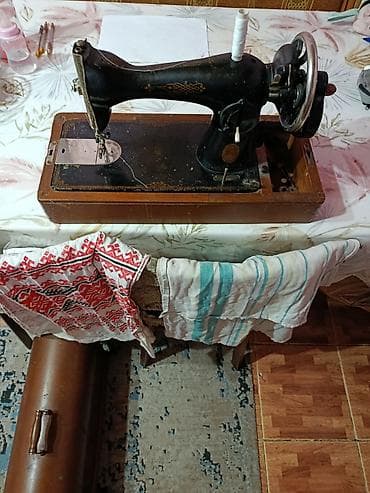 Швейная машина Механическая, Ручной