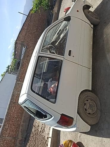 сары булун: Audi 100: 1990 г., 2 л, Кол менен иштөөчү, Бензин, Седан — 10