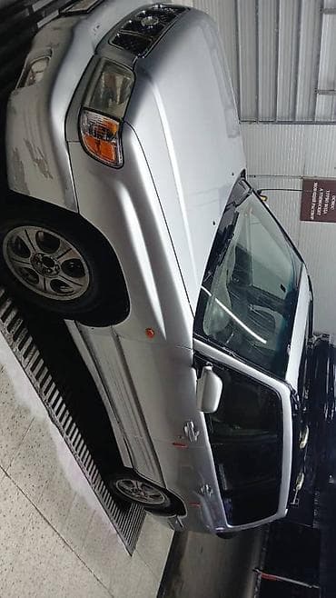 Subaru Forester: 2002 г., 2 л, Механика, Бензин, Кроссовер